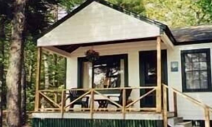 Hall Quarry Cabin | Cabin in the Woods Across from Lake & Beech Mountain