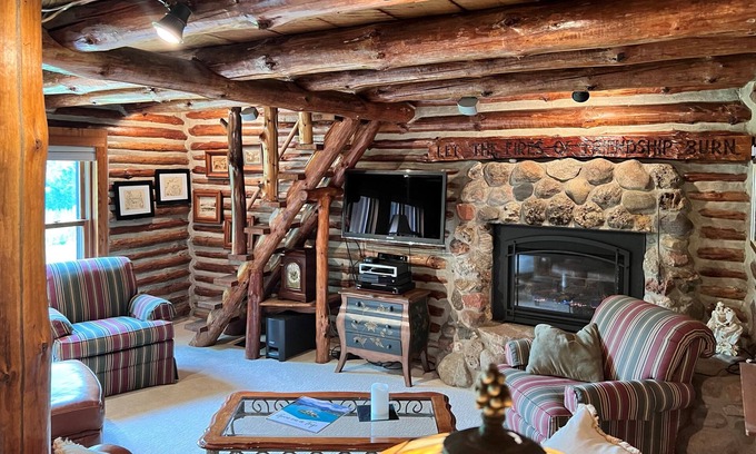 Green Lake Cabin | Cabin In the Woods