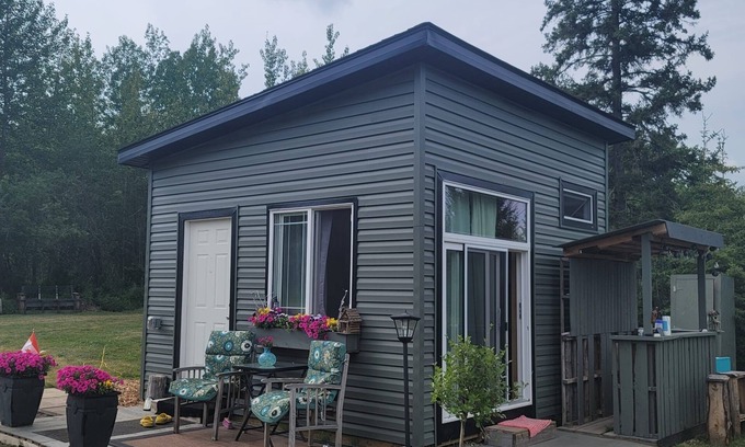 Division No. 11 Cabin | Cabin mins to Edmonton, St Albert. Pet friendly! Monthly winter rates available