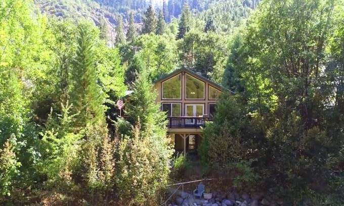 Pollock Pines Cabin | Cabin on the American River