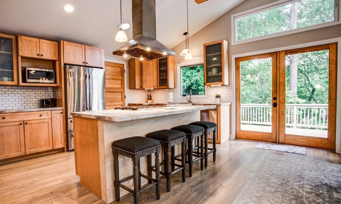 Asheville Cabin | Cabin on the Water | Asheville Cabin Resting on the Swannanoa River