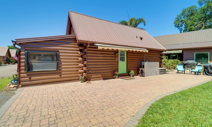 Okeechobee Cabin | Cabin w/Boat Launch & Pool Access in Okeechobee