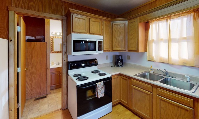 Logan Cabin | Cabins In Hocking - Retreat cabin 5