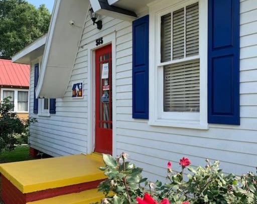 Downtown House | Cajun Stays Cedar Crest Entire Home