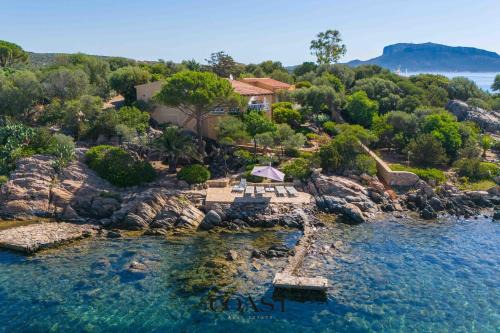 Golfo Aranci Villa | Cala Sassari - Pieds dans l'eau