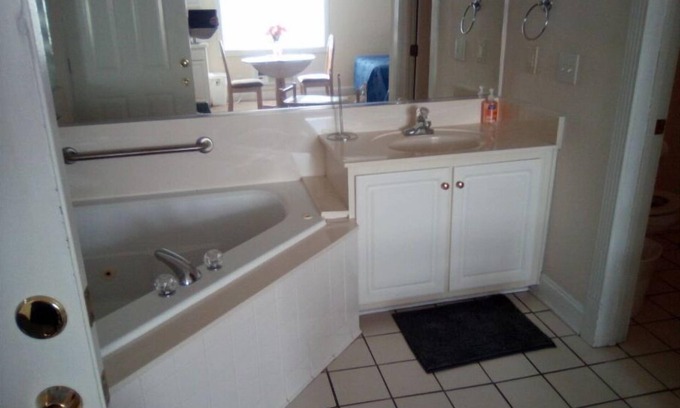Calabash Condo | Calabash, NC - 1BD/1BA Condo 1st Floor Unit - Near NC/SC Beaches & Golf Courses