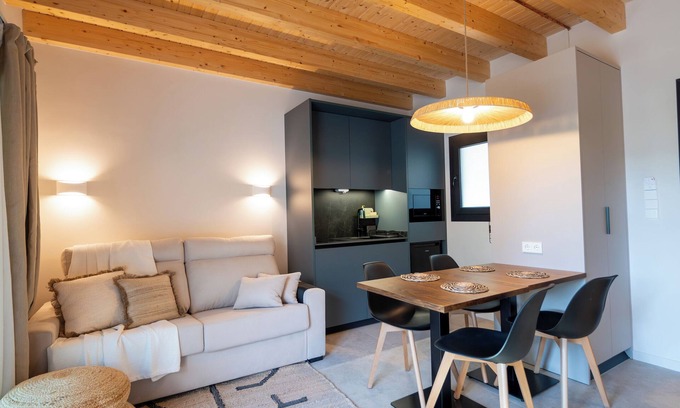 Serra Apartment | Calderona House