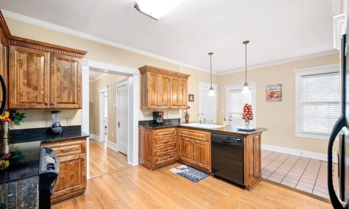 Huntsville House | Cali St Rocket City Residence