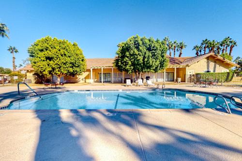 Palm Desert House | California Cottage