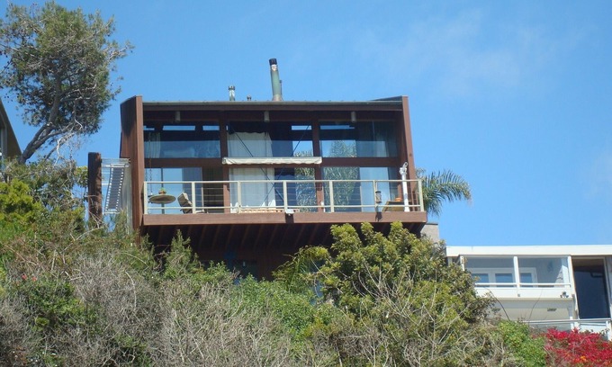 South Laguna House | California Dreaming .your own steps to the beach with gas fire pit