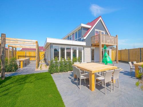 Callantsoog House | Callantsoog Group getaway Beach