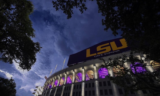 Highlands - Perkins Condo | Callin' Baton Rouge-Right beside LSU, steps from the PMAC and Tiger Stadium!