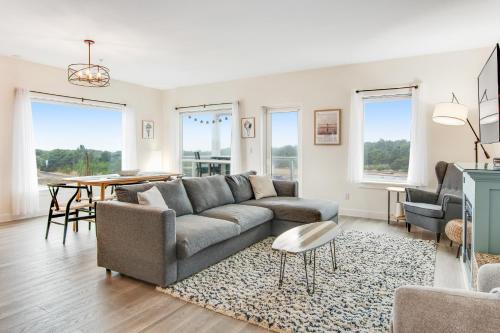 Westport Apartment | Calm At The Coast