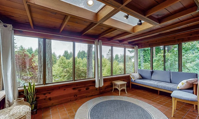 Arcata House | Calm Home next to Trailhead and Cal Poly