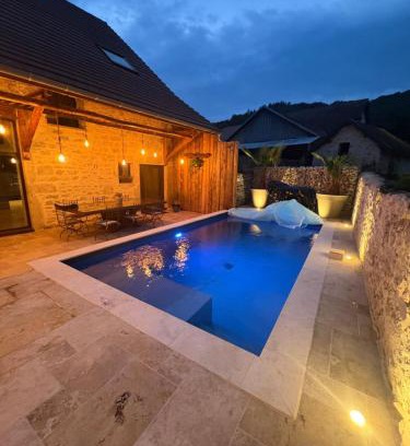 Cressin-Rochefort House | Calme maison de campagne