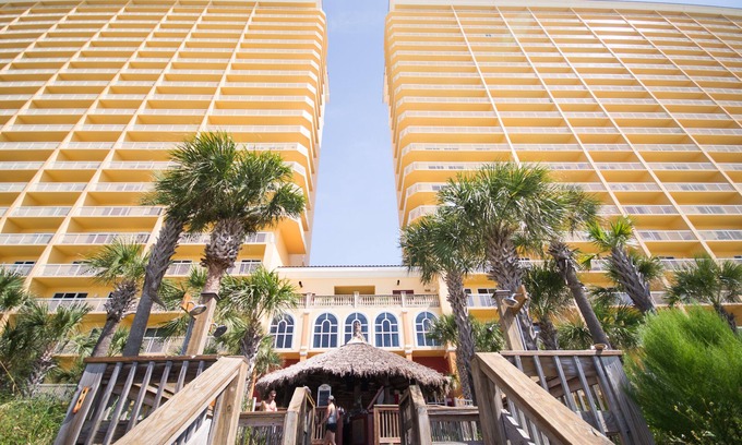 Panama City Beach Resort | Calypso #1- 2005 East, 1BR, 20th Floor, Beach Chairs, WIFI, Beach Front