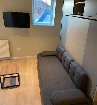 Cambrai Apartment | Cambrai:studio style loft