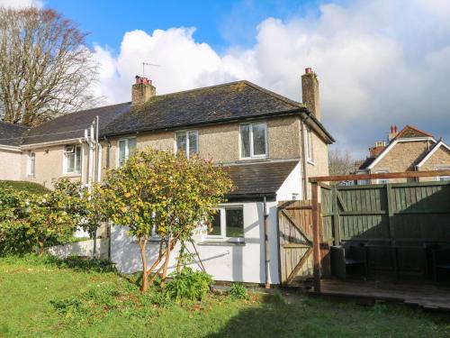 Chysauster House | Camellia