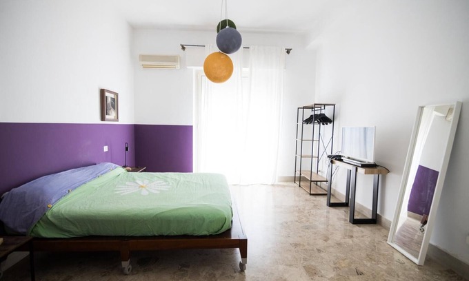 Reggio Calabria House | Camera con bagno in centro città