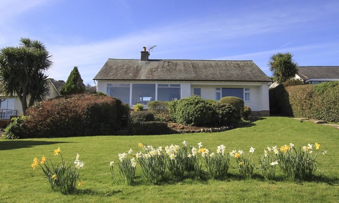 Beaumaris Cottage | CAMLAN, pet friendly, country holiday cottage in Beaumaris