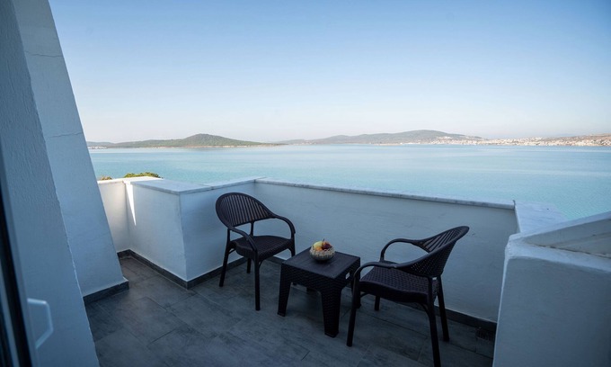 Ayvalik City Center Hotel | Camlik 87 Hotel Ayvalik
