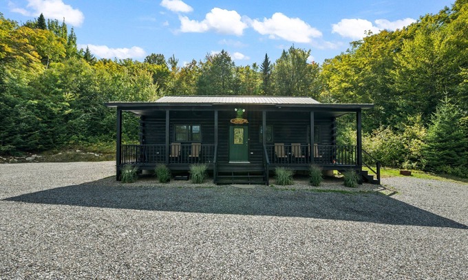 Rangeley Plantation House | Camp 17 | Private | Renovated Summer 2025