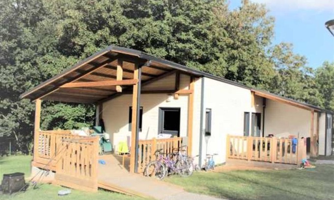 Merdrignac House | Camping 3 étoiles - Piscine - eehaef