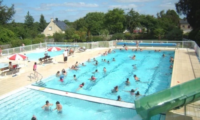 Merdrignac House | Camping 3 étoiles - Piscine - eehaei