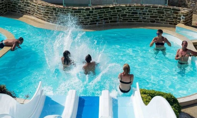 Saint-Lunaire House | Camping 4 étoiles - Parc aquatique - ccbbgbh