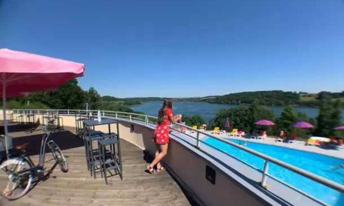 Peigney House | Camping 5 étoiles - Piscine - eebcfi
