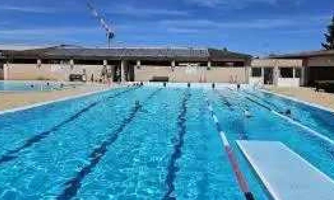 Charlieu House | Camping - ccbbcfg - Two Bedroom Apartment, Sleeps 6
