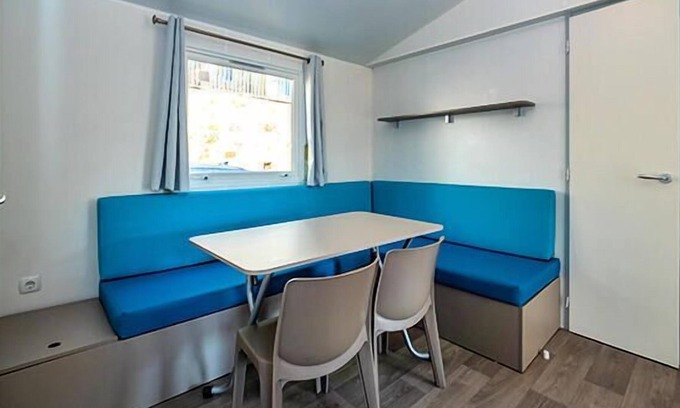 Nans-les-Pins House | Camping Domaine de la Sainte Baume **** - Mobil Home Cozy Plus 3 rooms 4 people conditioning