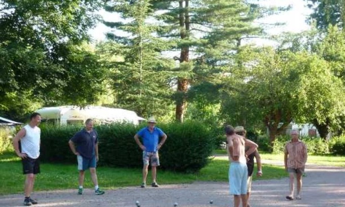 Saint-Honore-les-Bains House | Camping 3 étoiles - Piscine - eeebdc