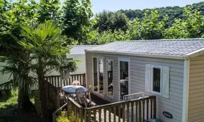 Saint Martial Entraygues House | Camping Sea Green Château Du Gibanel **** - Mobilhome for 6 People