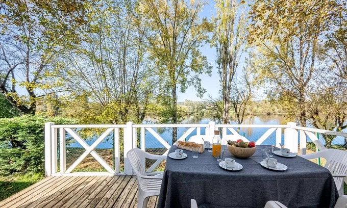 Badefols-sur-Dordogne House | Campsite maeva Getaways Les Bö-Bains * - Mobile home view River 3 Rooms 4/6 persons