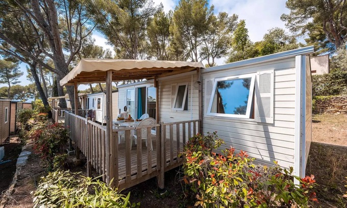 Saint-Cheron House | Campsite Parc des Roches * - Mobil-home Premium Azure 4 rooms 6 people