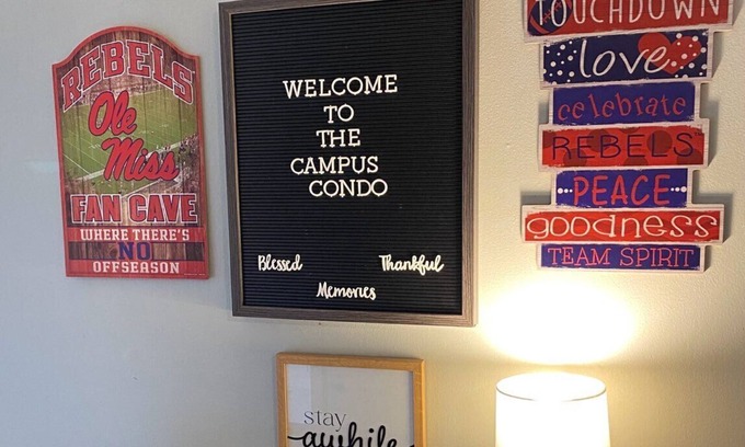 Oxford Condo | Campus Condo! Awesome Location! Walk To Everywhere!