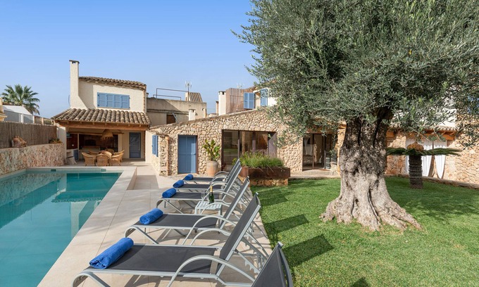 Costitx Villa | CAN FONT (COSTITX) - Stunning villa with private pool and free WiFi.
