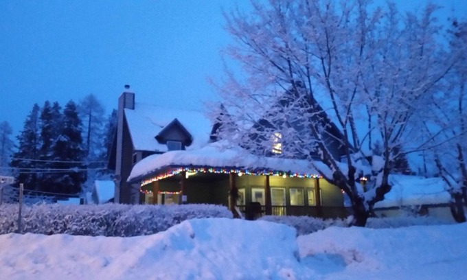 Townsite House | Canadian Rockies - Ski, Golf, Kimberley, Fernie & Panorama