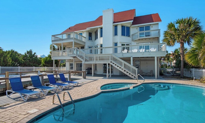 Lafitte Cove House | 🛶 Canal-Front Fun | Pool, Bunks, Game Room | Sleeps 23 | The Beach Celebration