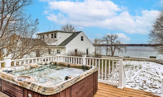 Canandaigua Cottage | Canandaigua Vacation Rental w/ Hot Tub