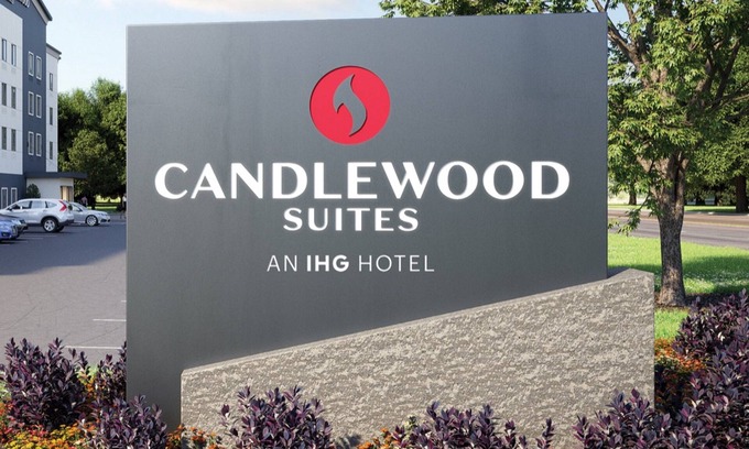 Chatham-Kent Hotel | Candlewood Suites Chatham South by IHG