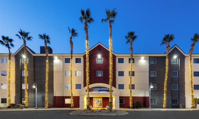Yuma Hotel | Candlewood Suites Yuma by IHG