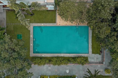 Candolim Apartment | Candolim's New 3BHK-Azure Luxury Penthouse Next to Starbucks, 6 minutes walk to Beach - By Lembranca