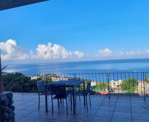 Canefield Apartment | Canefield sea view apartment