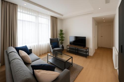 Canning Town Apartment | Canning Town 2 Bed Cityside