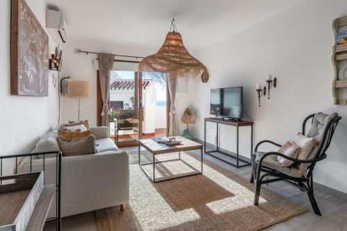 Chimenea Apartment | Capistrano Playa 111