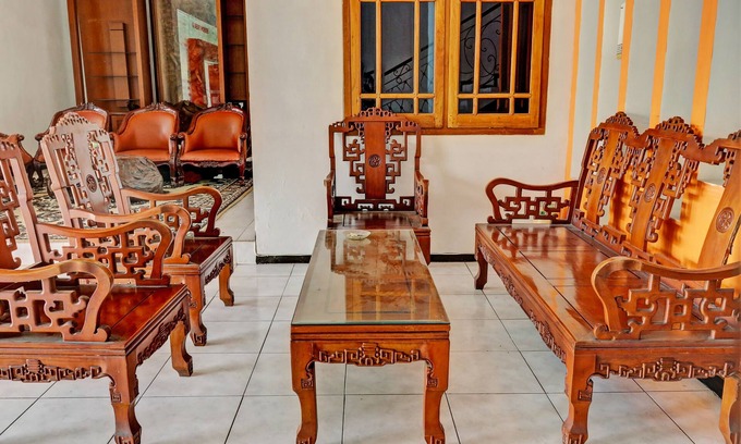 Blimbing Hotel | Capital O 1362 Ciliwung Guest House Syariah