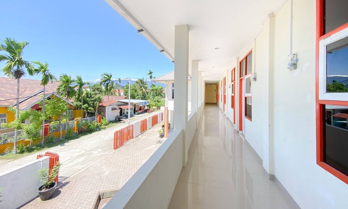 Padang Hotel | Capital O 3092 Falah Residence Syariah