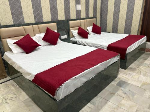 Mathura Hotel | Captain Guesthouse